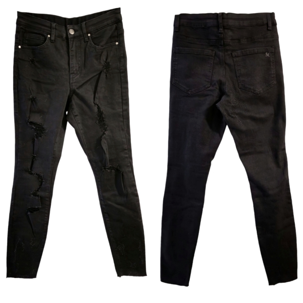 SOLD.... NWOT Distressed skinny jeans with raw hem, blk Sz 10 FREE SHIPPING